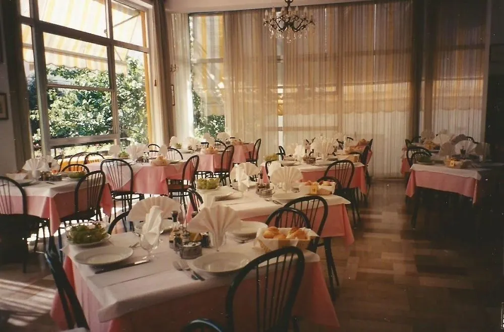 Hotel Amados ريميني إيطاليا
