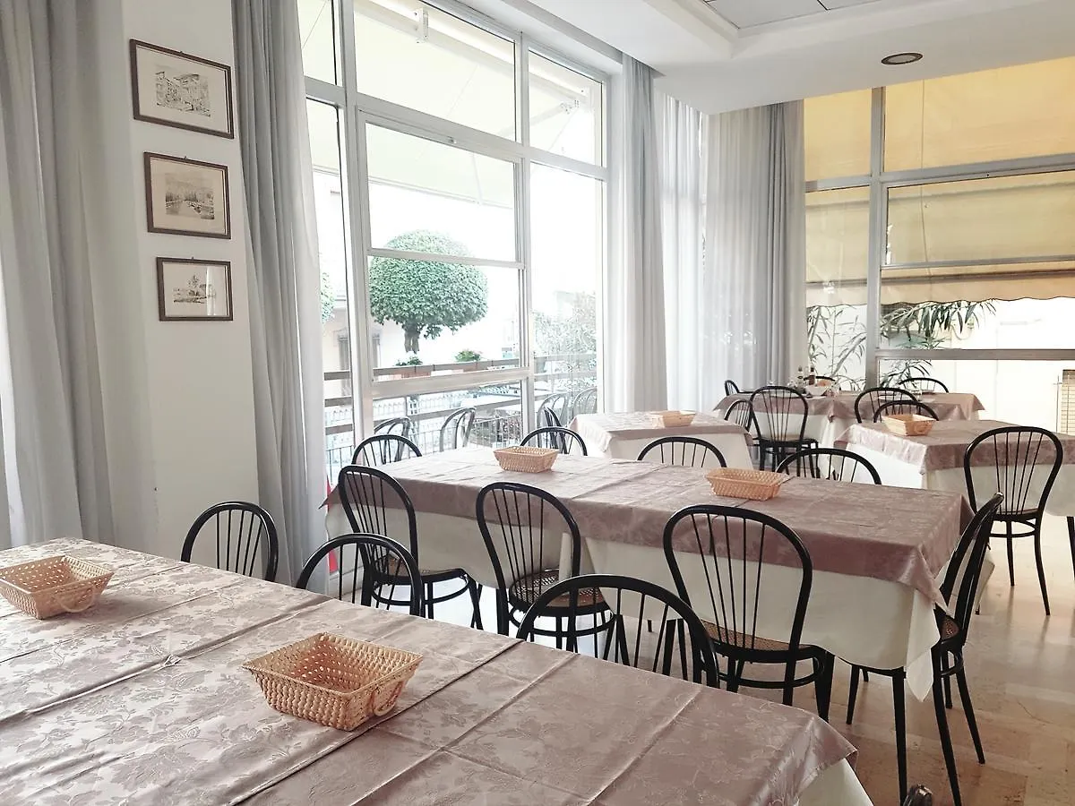 Hotel Amados ريميني